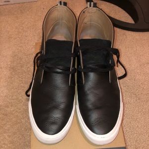 Fred Perry Chukka Style Sneakers